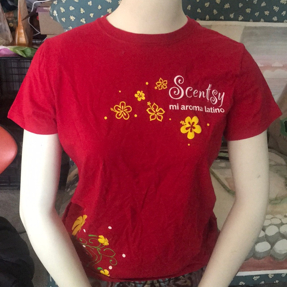 Scentsy Latino shirt